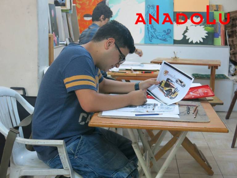 Renkli Kuruboya Araba Çizimi Balıkesir