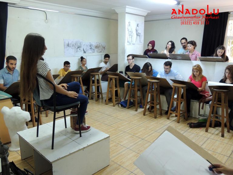 Anadolu Güzel Sanatlar Çizim Dersinde Balıkesir
