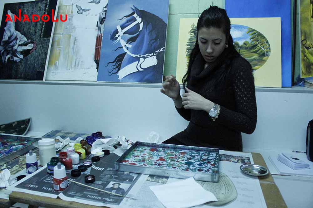 Yetişkinlerle Ebru Eğitimleri